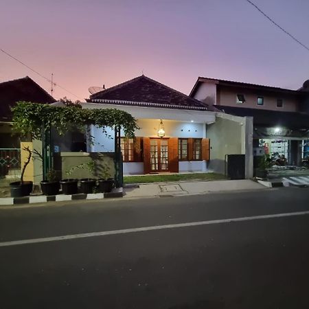 House Of Kadipaten Yogyakarta Esterno foto